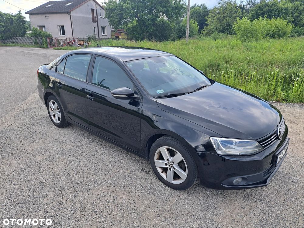 Volkswagen Jetta 1.4 TSI Comfortline - 1