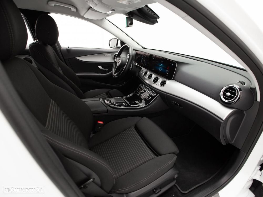 Mercedes-Benz E 300 de 9G-TRONIC - 9