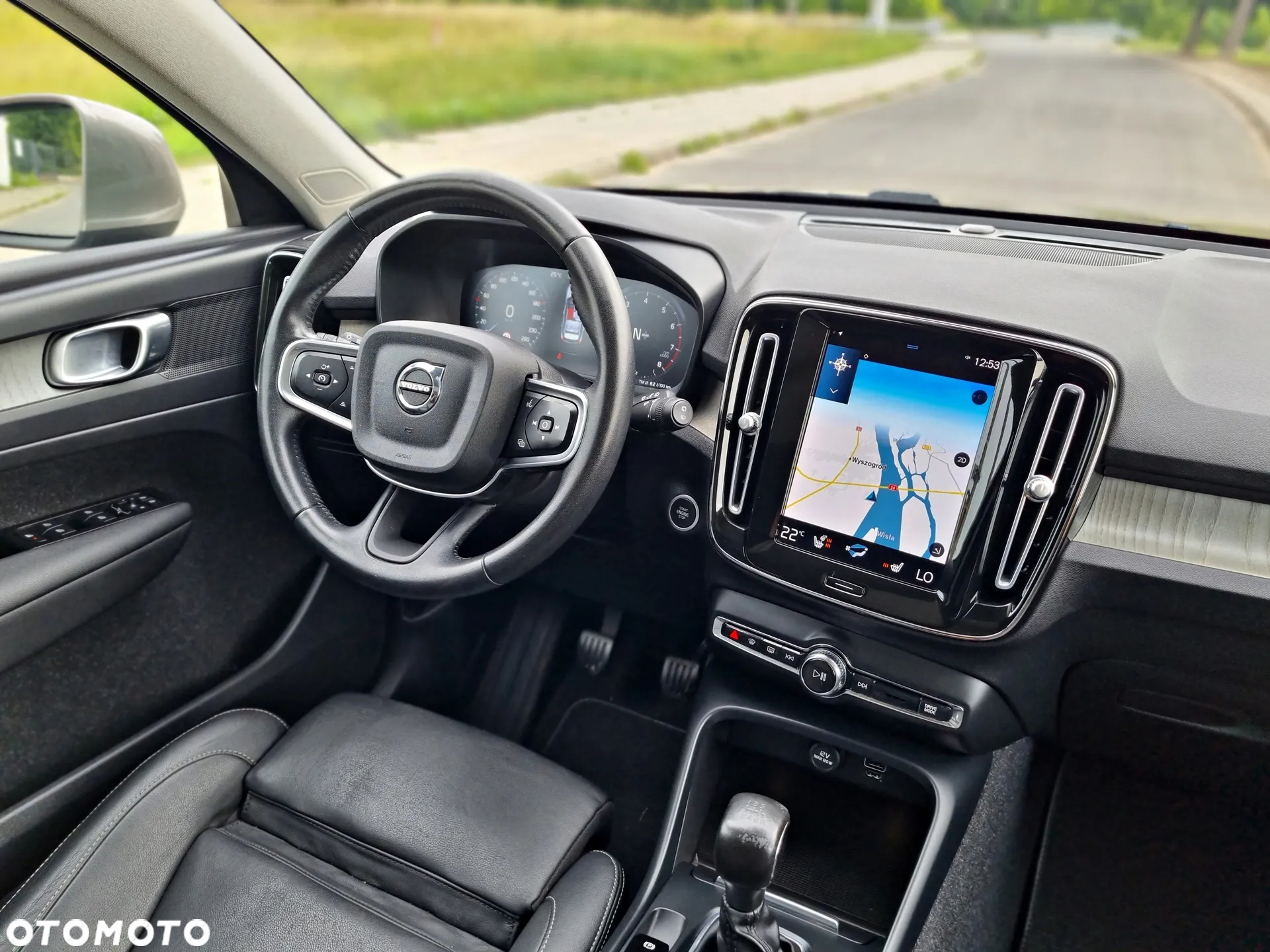 Volvo XC 40 - 31