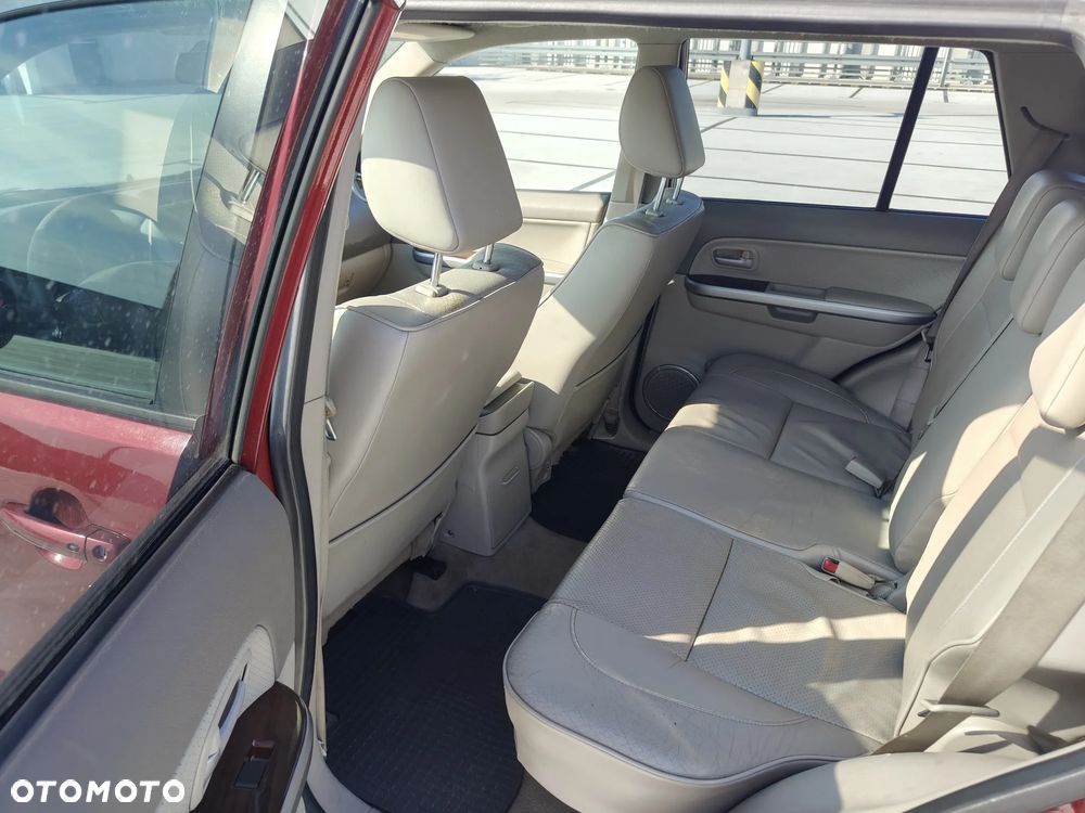 Suzuki Grand Vitara 2.7 V6 - 10