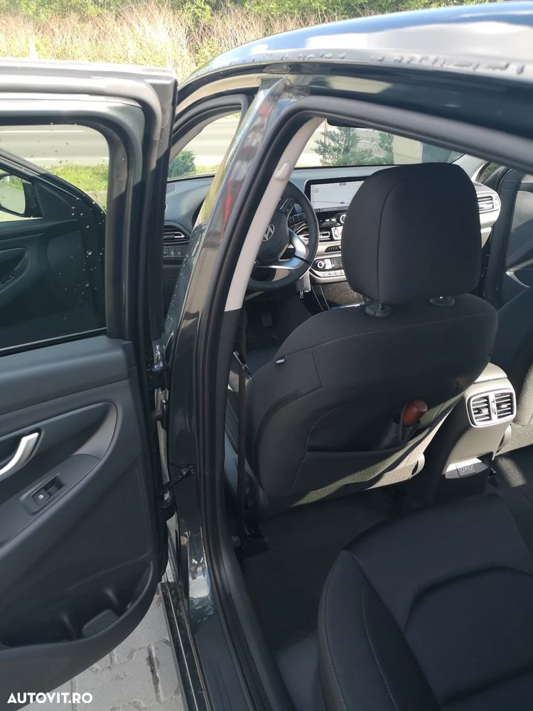 Hyundai i30 1.5 96CP M/T Highway - 12