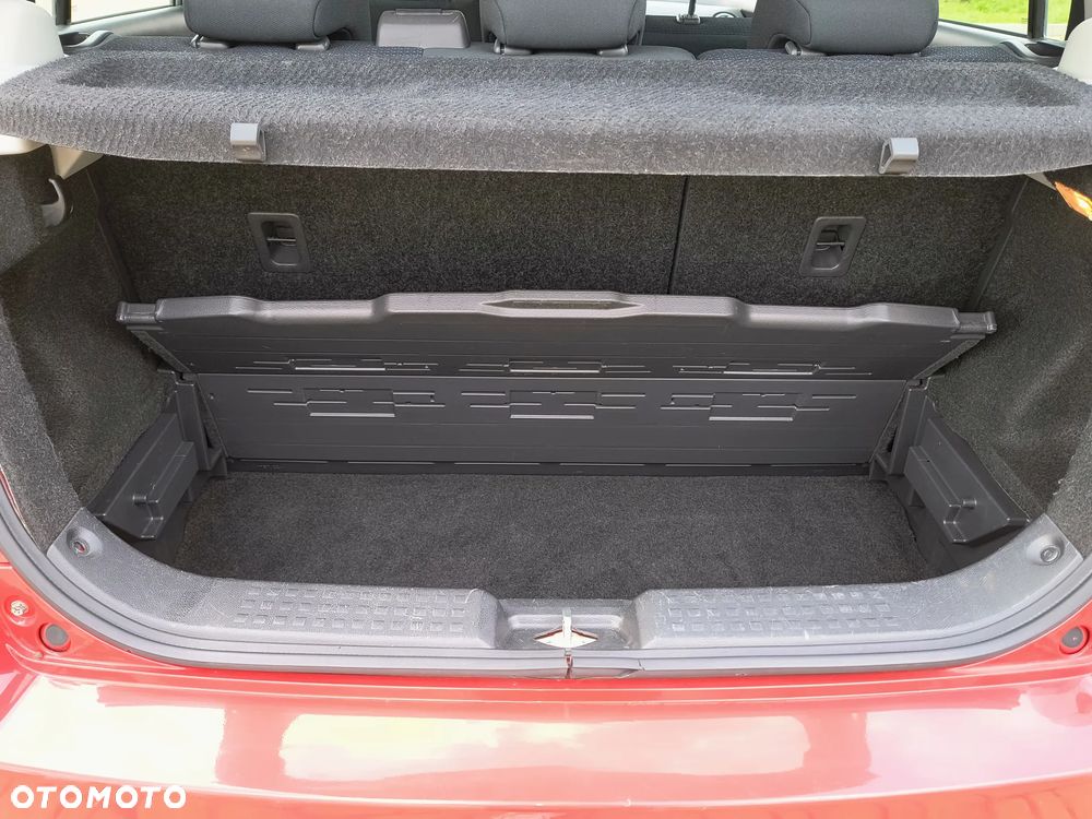 Suzuki Swift 1.3 DDiS Comfort - 11