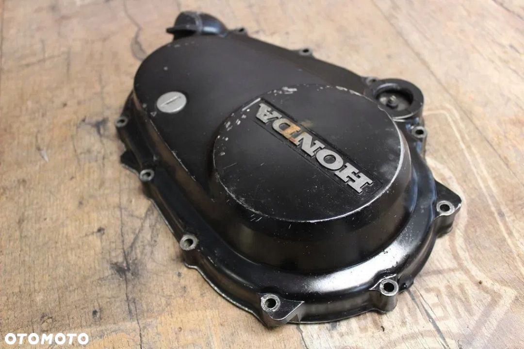 POKRYWA DEKIEL SILNIKA HONDA VF400 F - 4