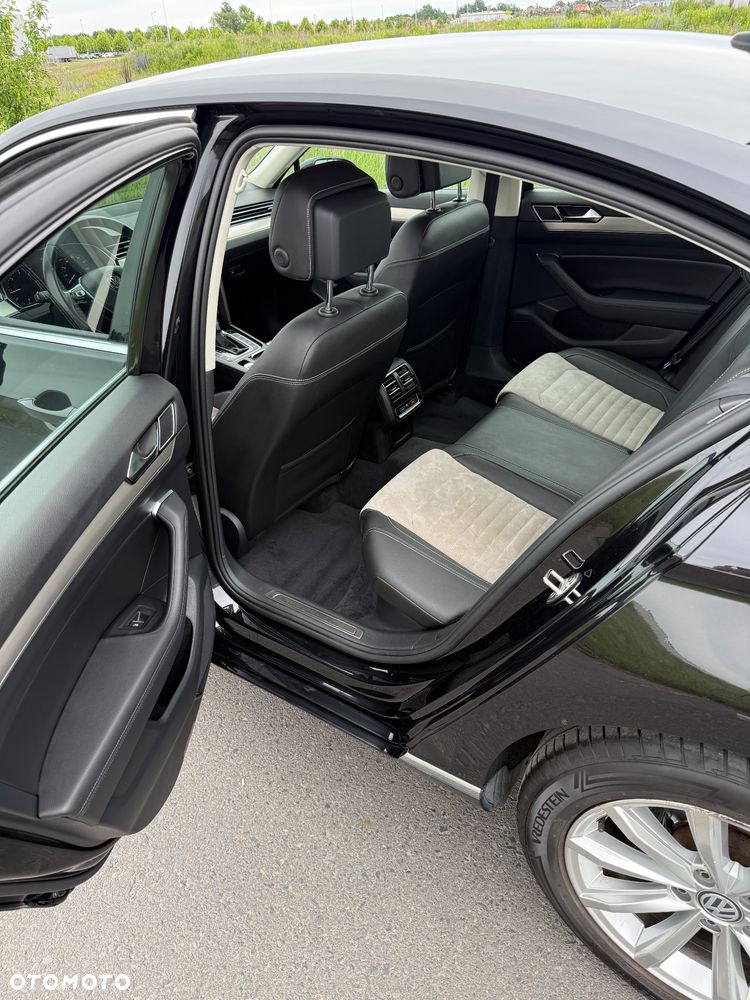 Volkswagen Passat 2.0 TDI BMT 4Mot Highline DSG - 34