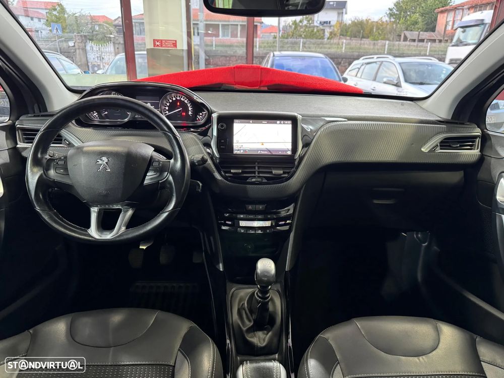 Peugeot 2008 PureTech 130 Stop&Start Allure - 12