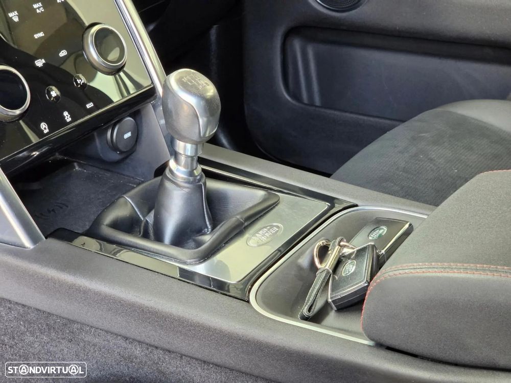 Land Rover Discovery Sport 2.0 eD4 R-Dynamic S 7L - 30