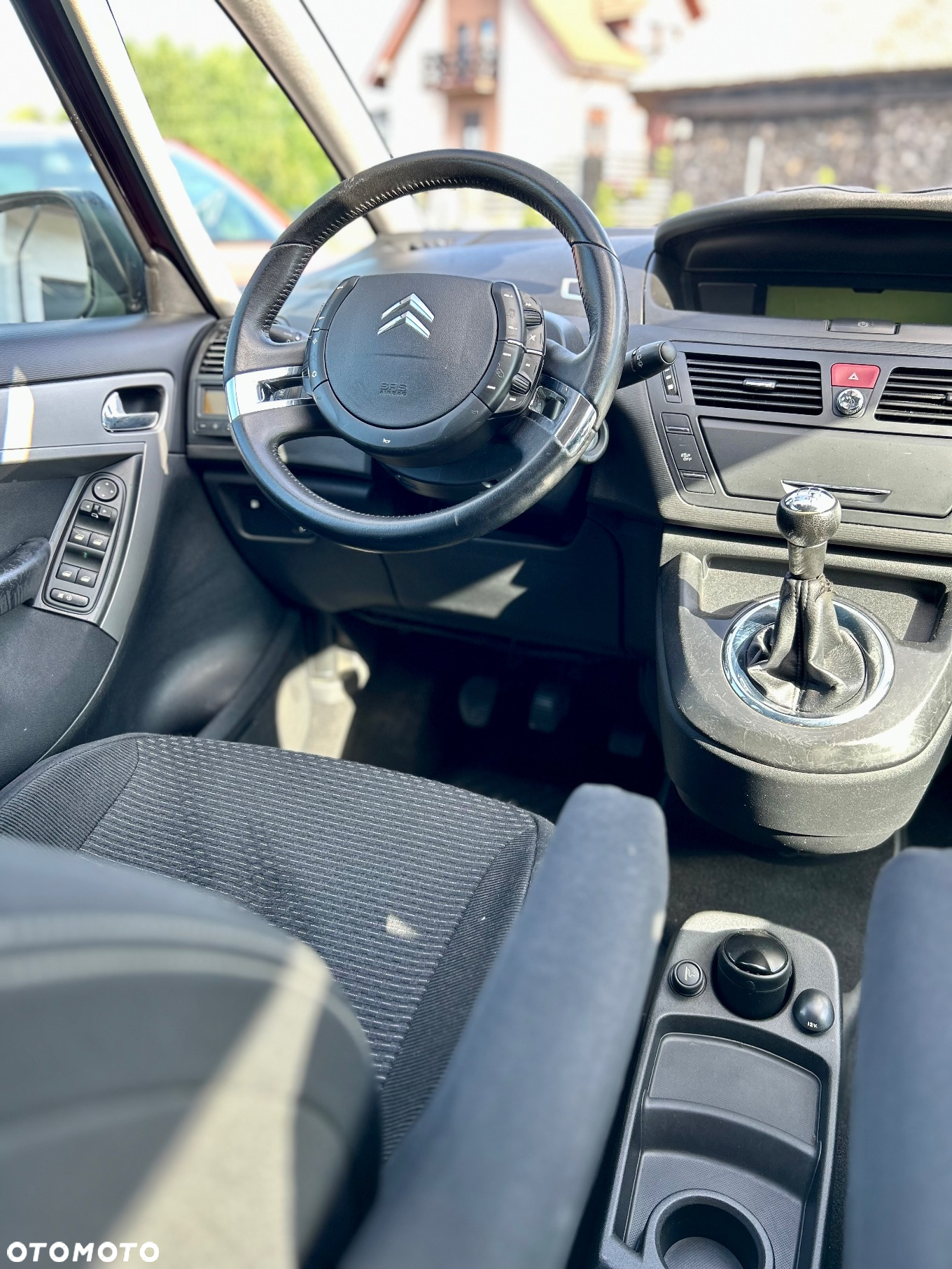 Citroën C4 Picasso 1.6 HDi FAP Exclusive - 9