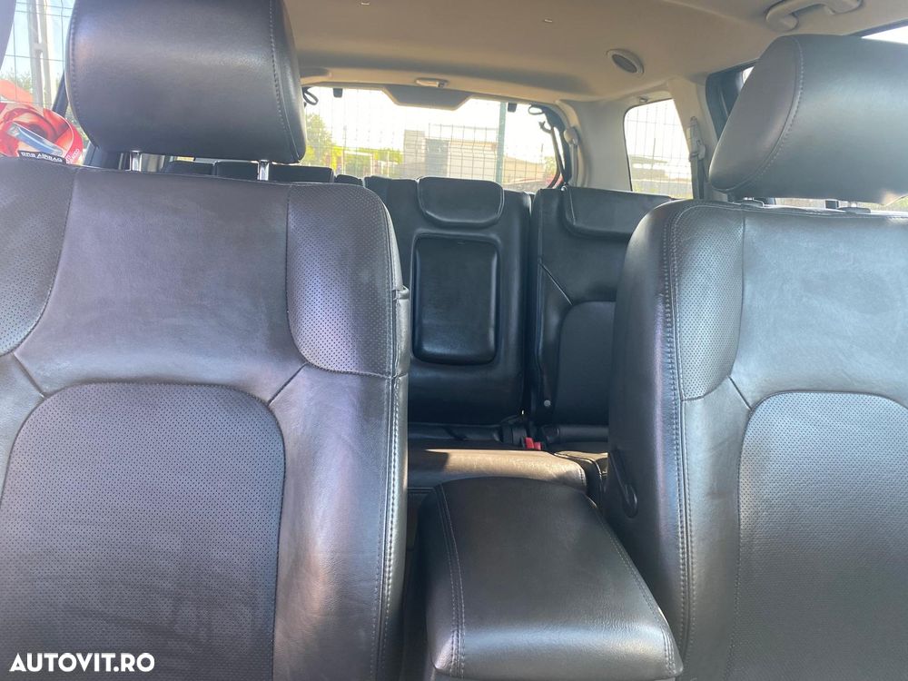 Nissan Pathfinder 4.0 V6 Aut LE Plus - 9