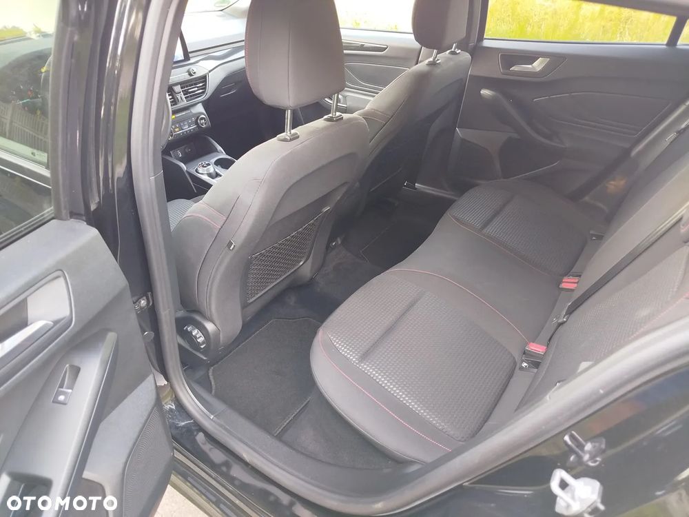 Ford Focus 2.0 EcoBlue ST-Line - 16