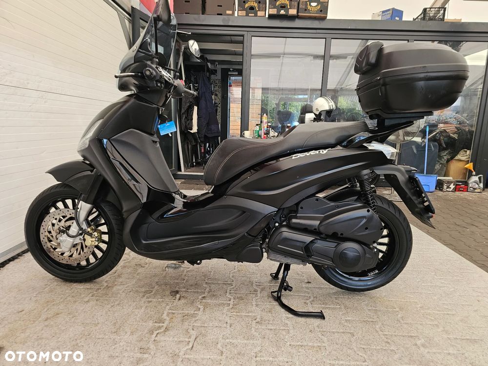 Piaggio Beverly - 21