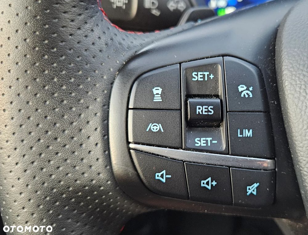 Ford Kuga 2.0 EcoBlue AWD ST-Line - 11