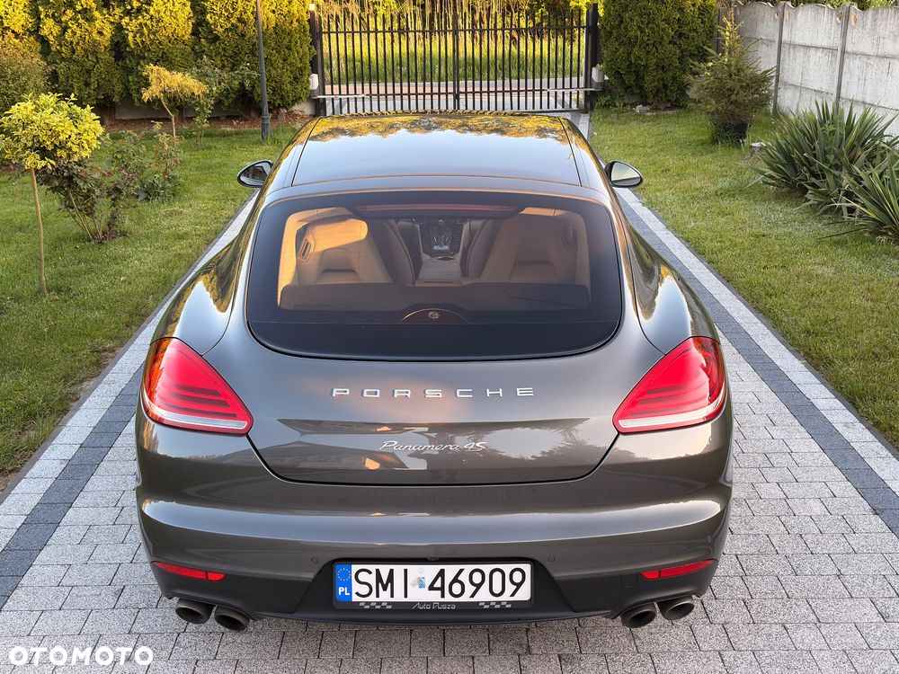 Porsche Panamera 4S Executive - 6
