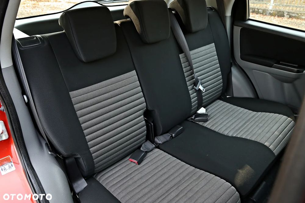 Suzuki SX4 2.0 DDiS 4x4 Style - 9