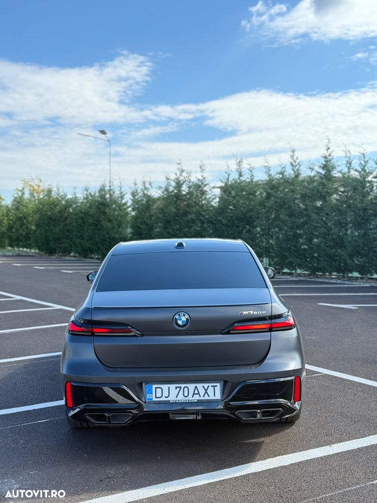 BMW M7 M760e xDrive - 6