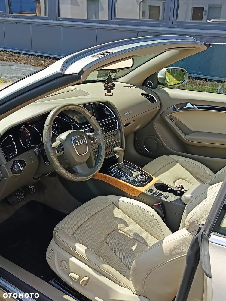 Audi A5 Cabrio - 5