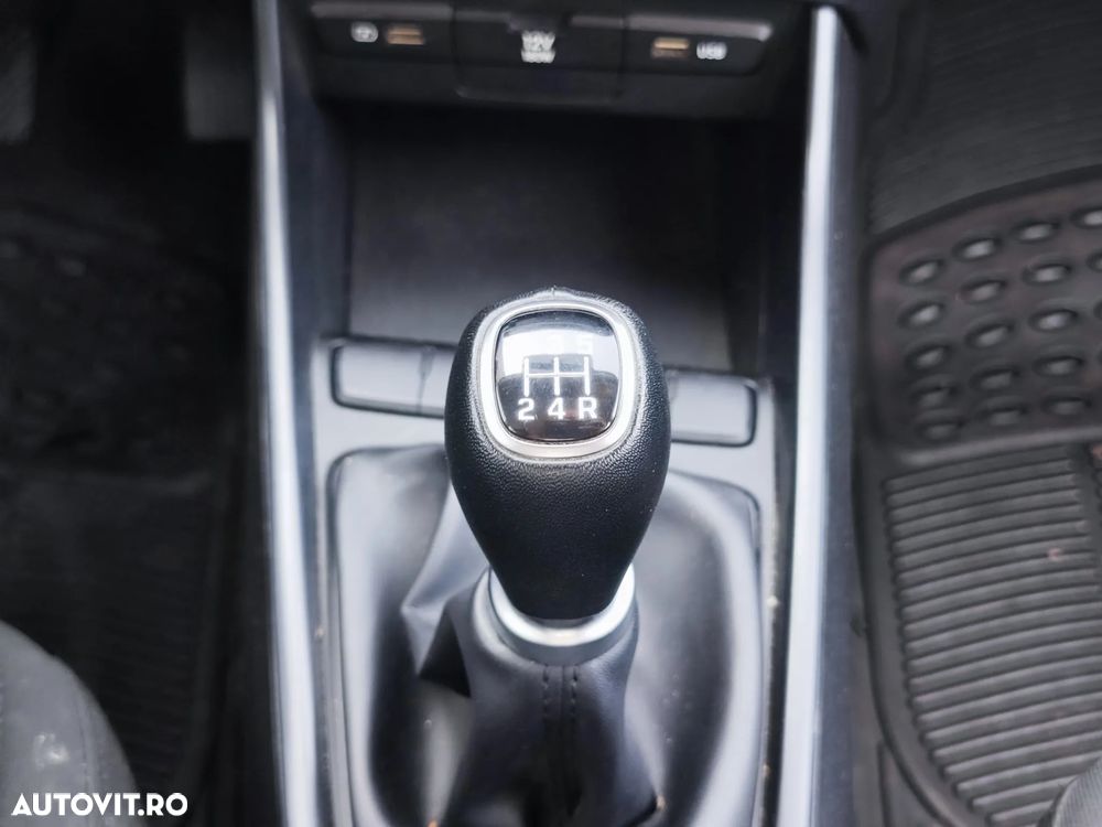 Hyundai i20 - 17