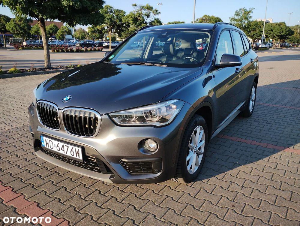 BMW X1 xDrive25i Advantage - 4