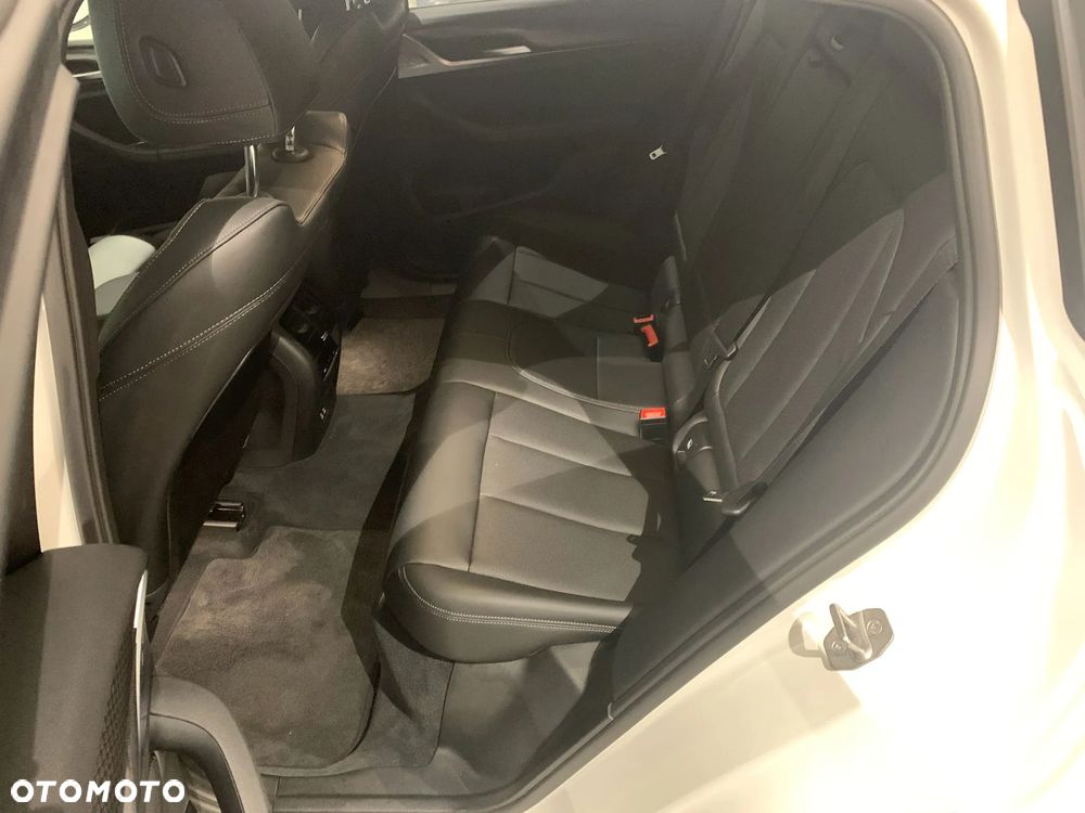 BMW X4 xDrive20i mHEV M Sport sport - 12