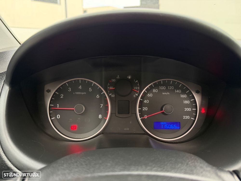 Hyundai i20 1.2 Intro Edition - 22
