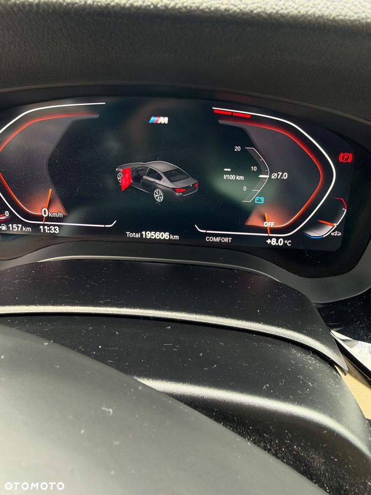 BMW Seria 5 530d xDrive mHEV M Sport sport - 7