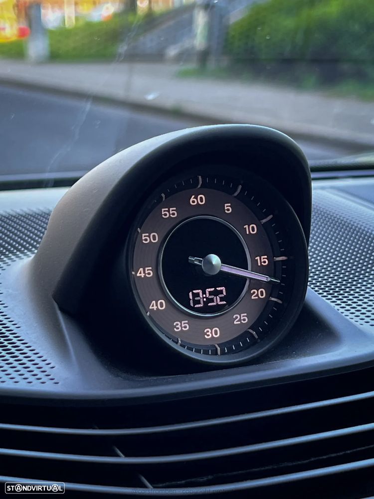 Porsche Taycan Bateria Performance Plus - 21