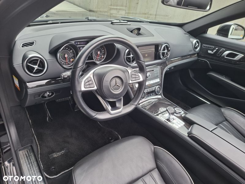Mercedes-Benz SL - 19