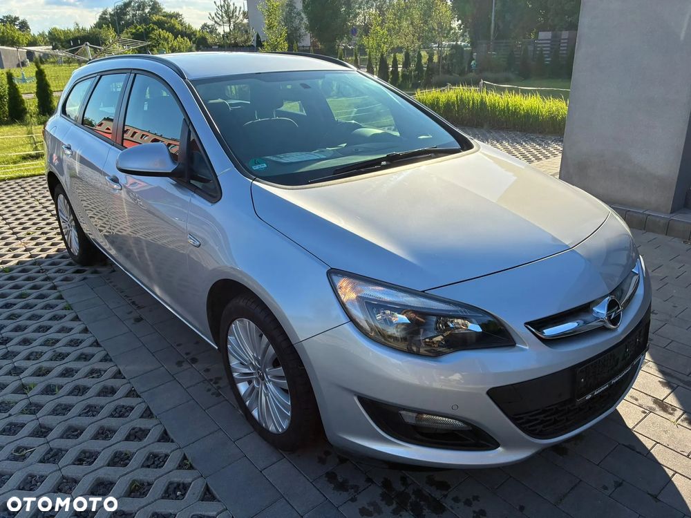 Opel Astra 1.4 T Cosmo EU6 - 1