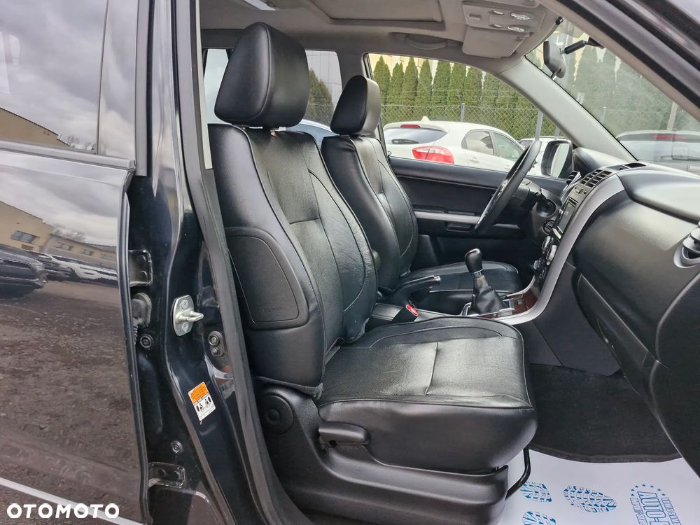 Suzuki Grand Vitara 1.9 DDiS Premium - 16