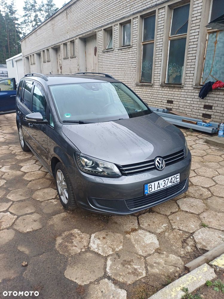 Volkswagen Touran - 1