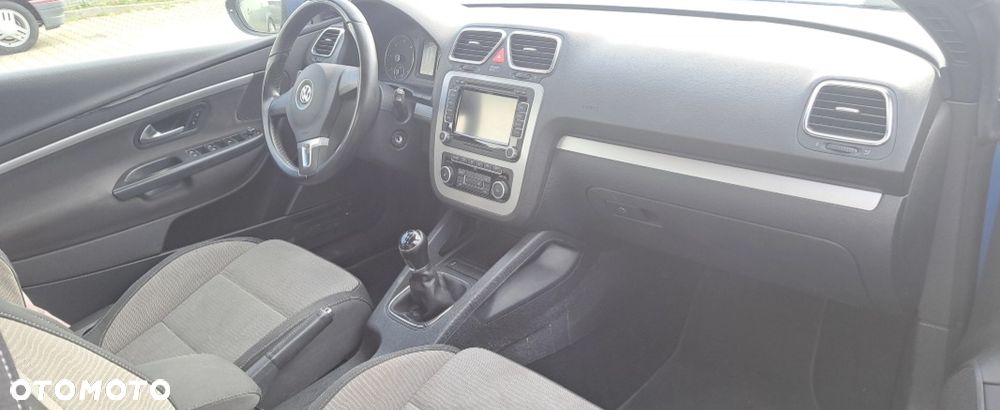 Volkswagen Eos 2.0 TDI DPF BlueMotion Technology Sport & Style - 8