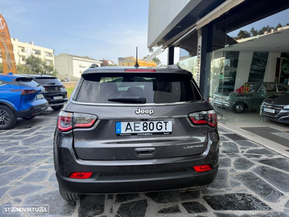 Jeep Compass 1.3 T Limited DCT - 12