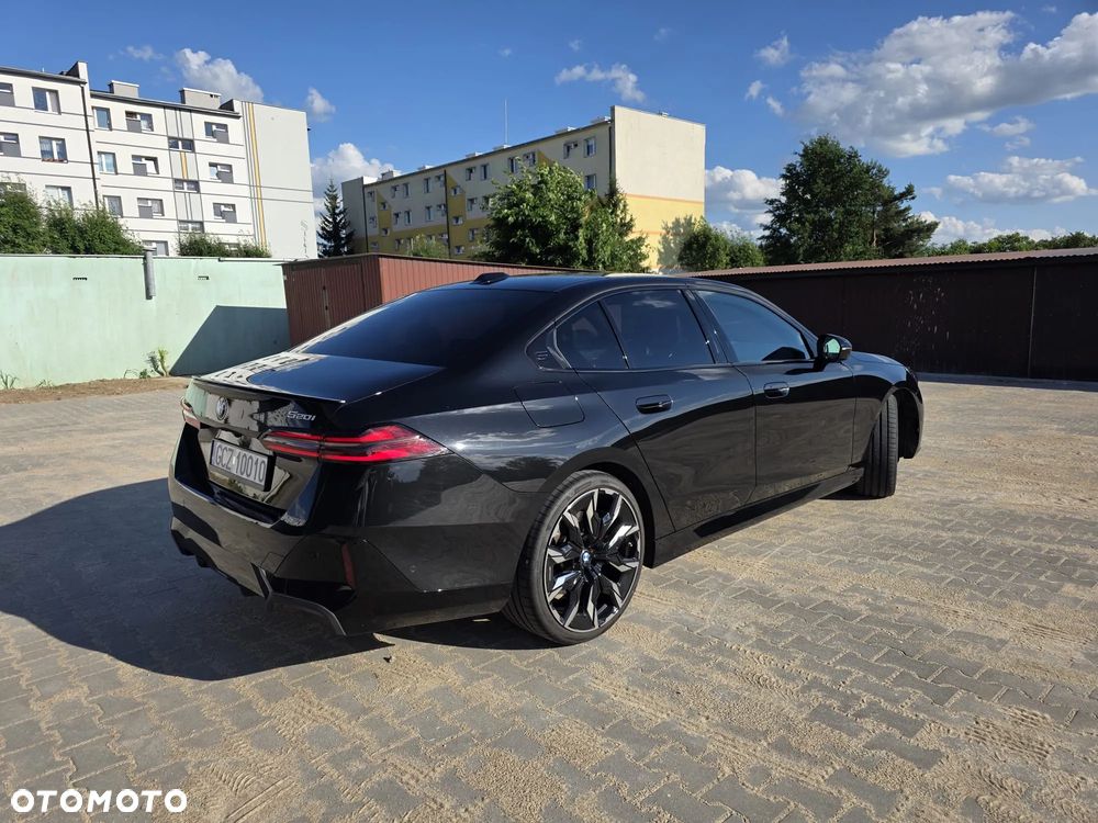 BMW Seria 5 520i mHEV M Sport sport - 9