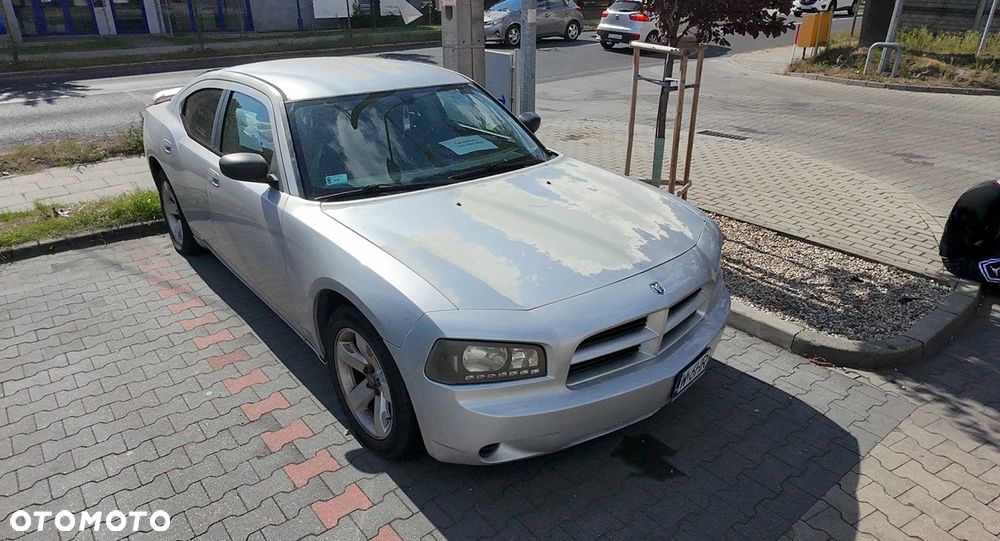Dodge Charger 2.7 V6 SE - 12
