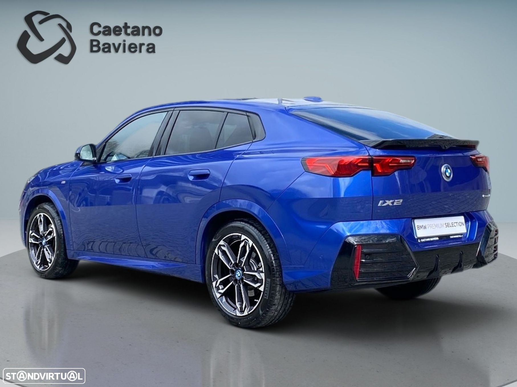 BMW iX2 eDrive20 Pack Desportivo M - 30