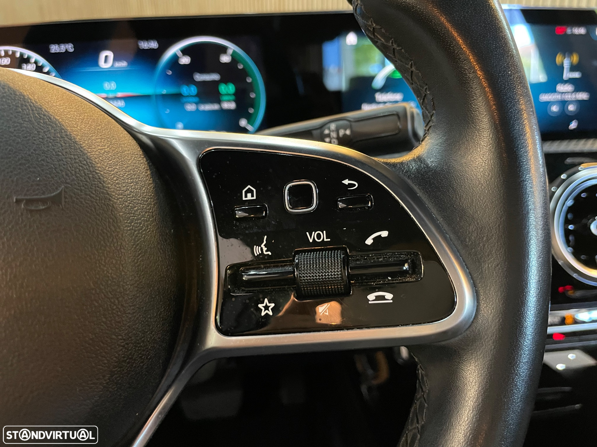 Mercedes-Benz A 250 Limousine e Style Plus - 11