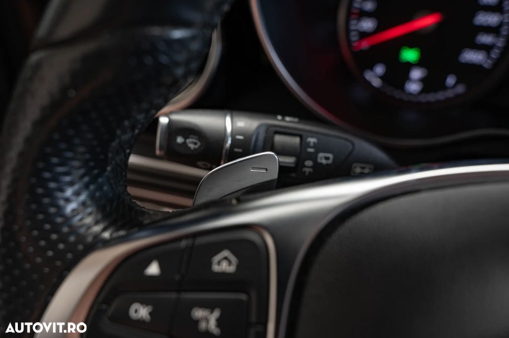 Mercedes-Benz GLC 250 4MATIC 9G-TRONIC AMG Line - 26