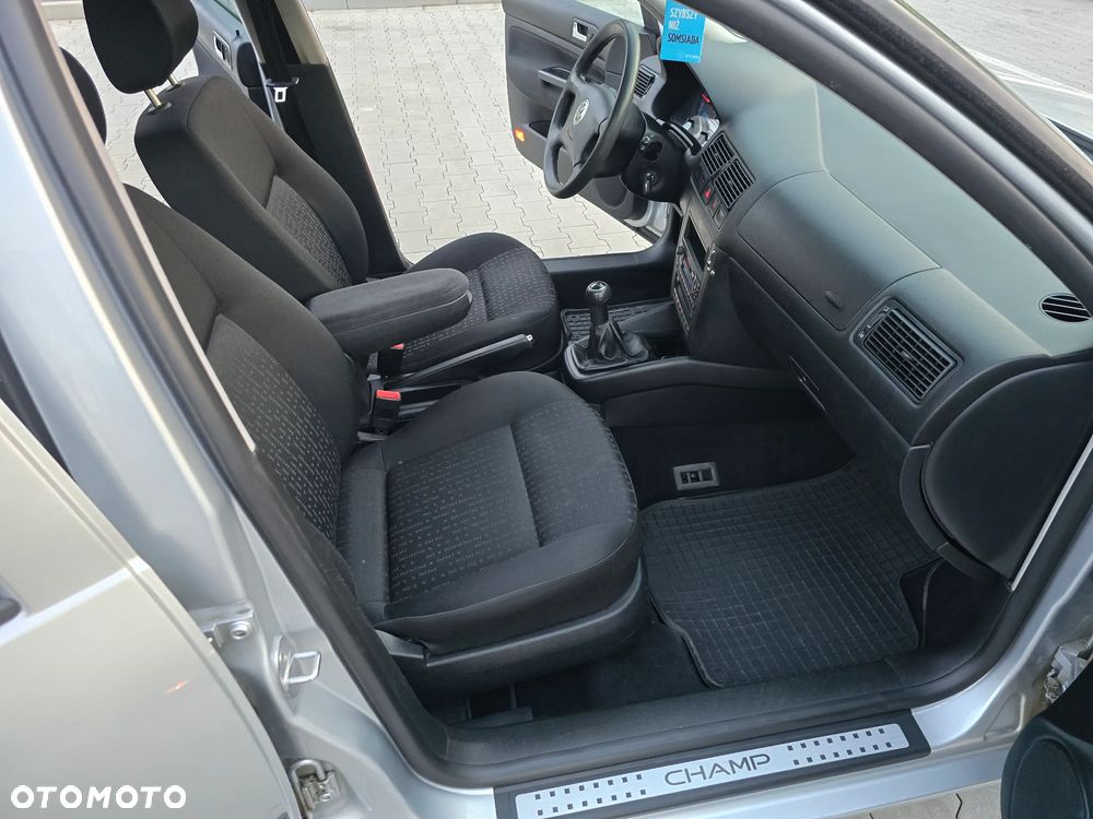 Volkswagen Golf 1.9 TDI Trendline - 19