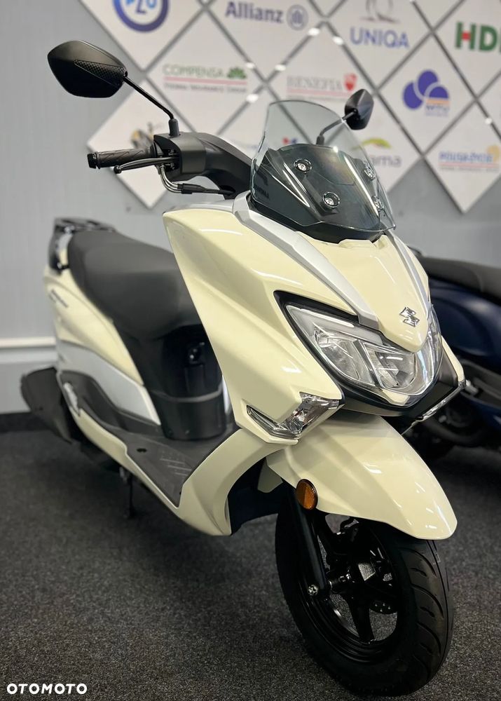 Suzuki Burgman - 1