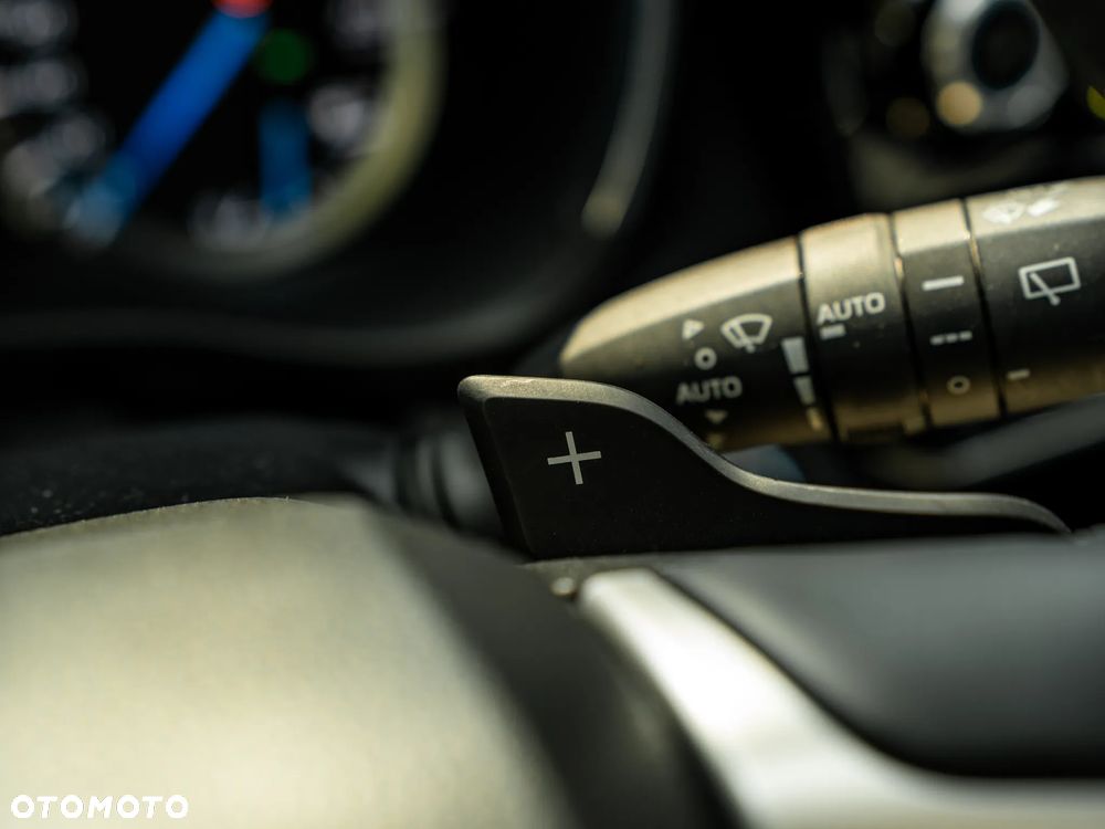Toyota Highlander 2.5 Hybrid Executive - 20