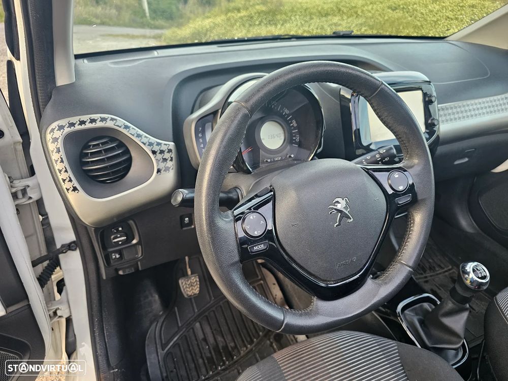 Peugeot 108 1.2 PureTech Allure - 22
