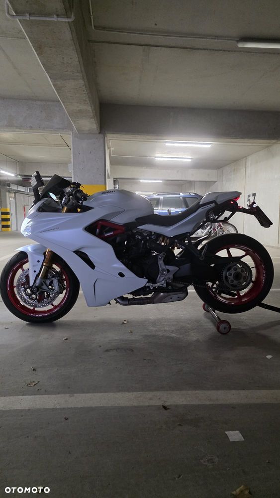 Ducati SuperSport - 25