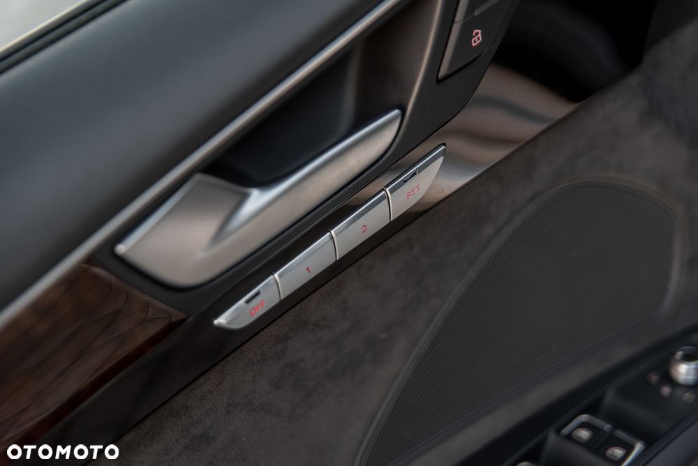 Audi A8 3.0 TFSI L Quattro - 16