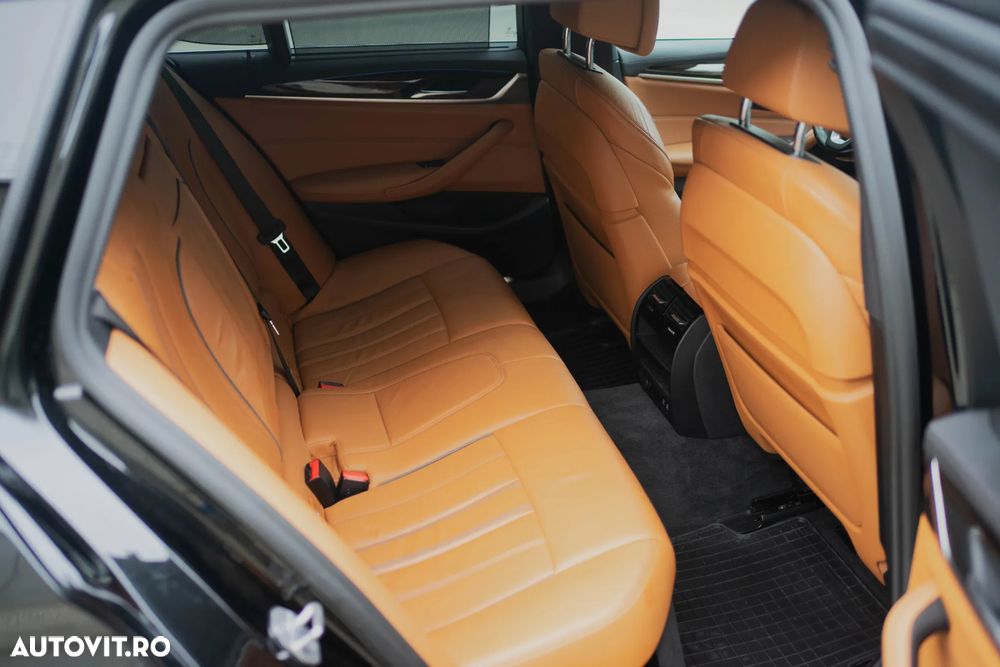 BMW Seria 5 530e Aut. Luxury Line - 20