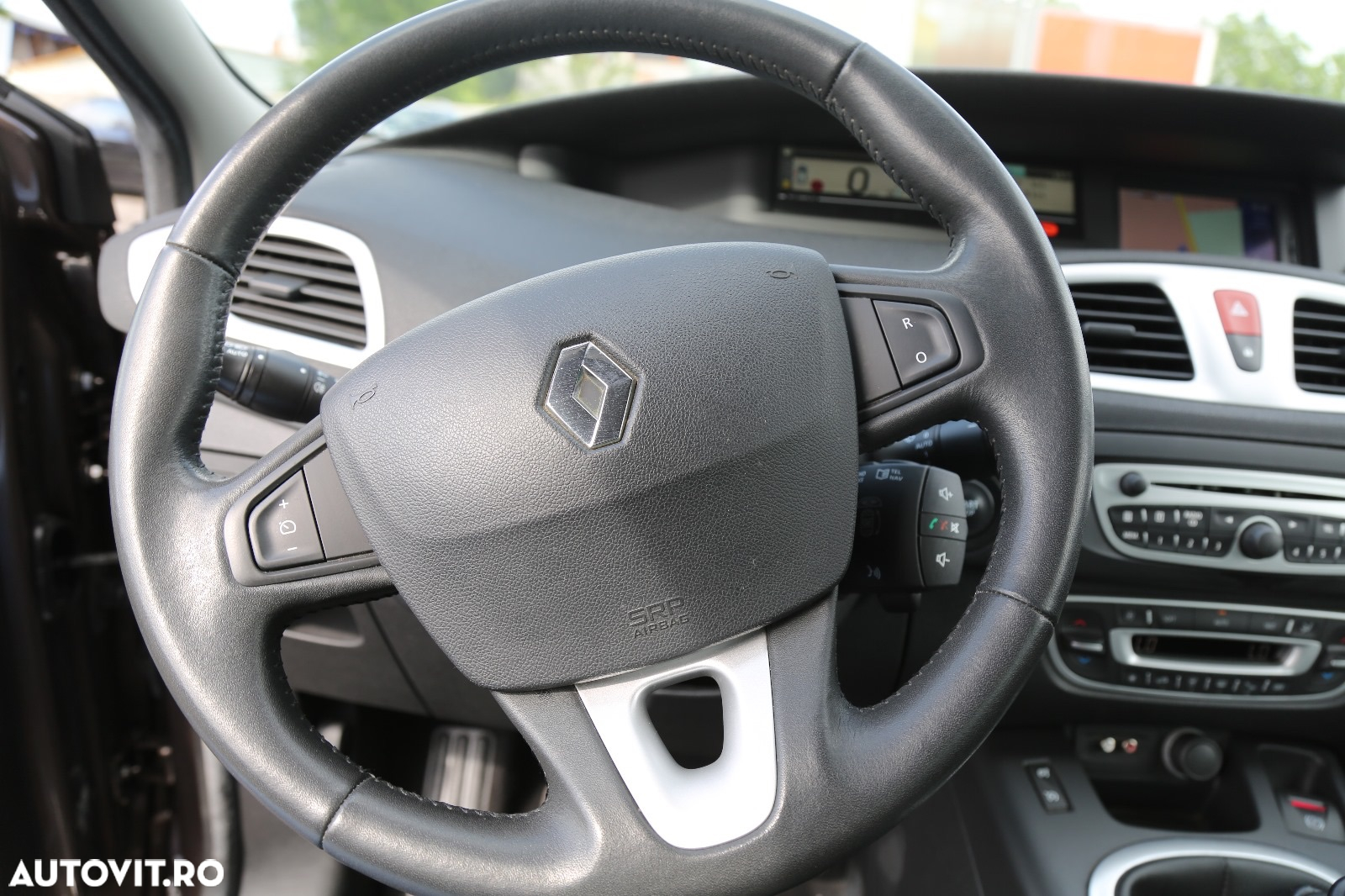 Renault Scenic 1.5 dCi Avantage - 13