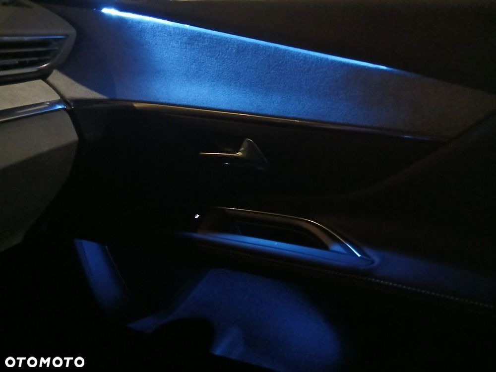 Peugeot 5008 BlueHDi 180 EAT8 GT - 26