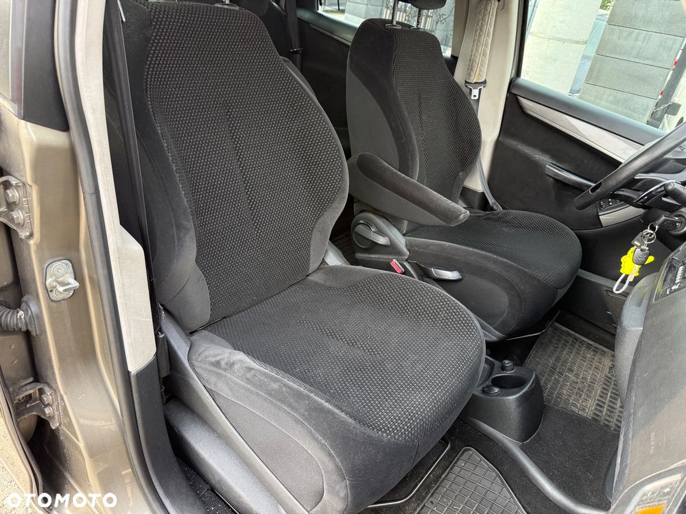 Citroën C4 Picasso 1.6 HDi SX Pack MCP - 19