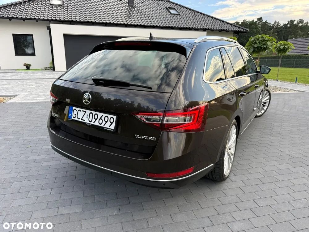 Skoda Superb 2.0 TDI SCR L&K DSG - 16