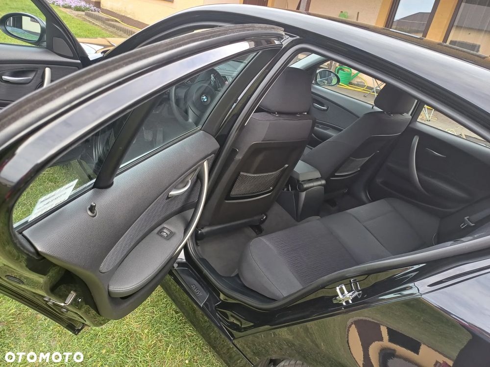 BMW Seria 1 118d - 5