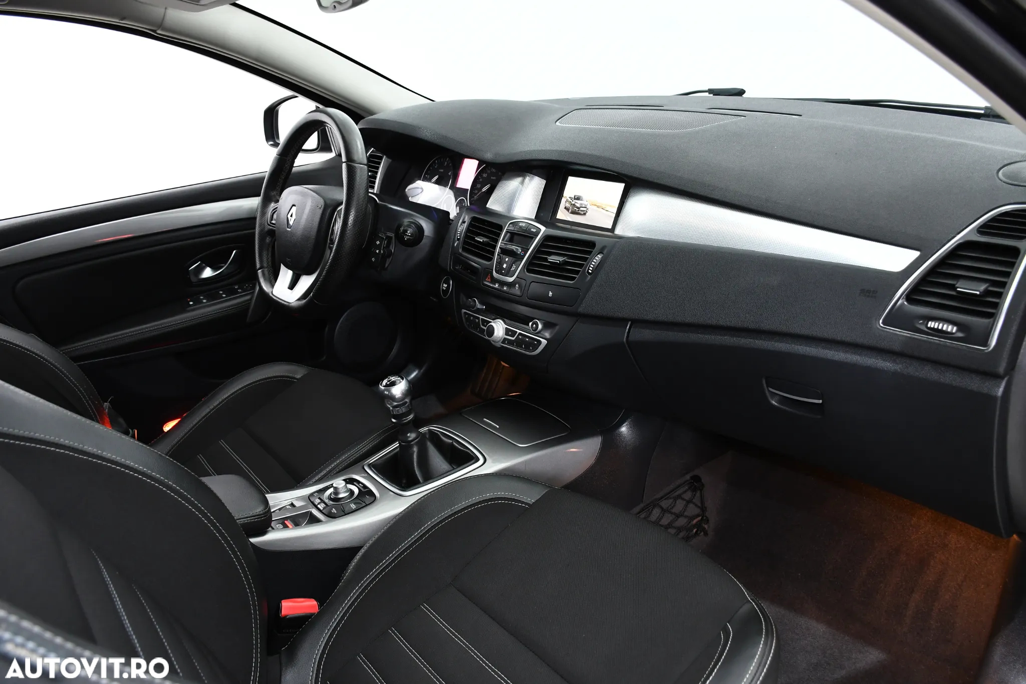 Renault Laguna 2.0 dCi FAP Expression - 12