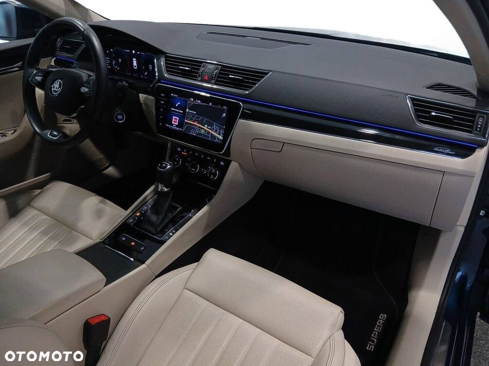 Skoda Superb 2.0 TSI DSG L&K - 29